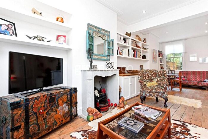 3 Bedroom Terraced House For Sale In Warfield Road, Kensal Green, NW10