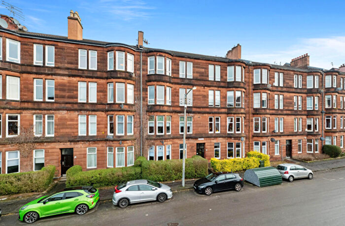 2 Bedroom Flat For Sale In /, Norham Street, Shawlands, G41