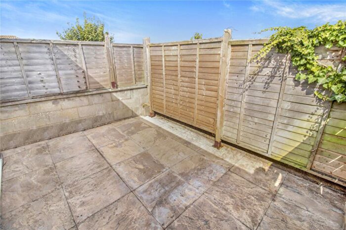 1 Bedroom Apartment To Rent In Victoria Road, Old Town, Swindon, Wiltshire, SN1