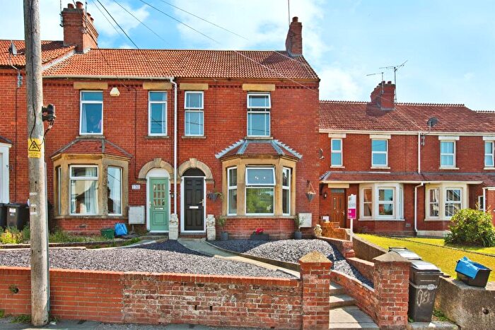 3 Bedroom End Of Terrace House For Sale In St. Michaels Avenue, Yeovil, BA21