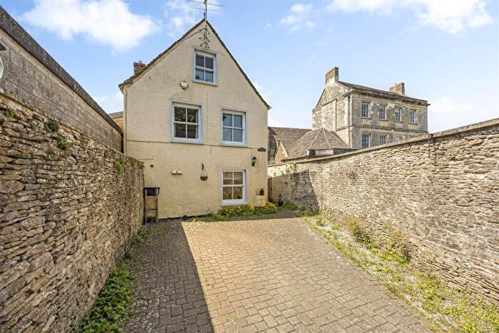 4 Bedroom Town House For Sale In The Ferns, Tetbury, GL8