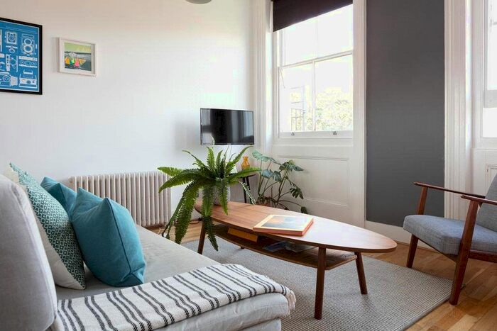1 Bedroom Flat To Rent In Cambridge Street, London SW1V