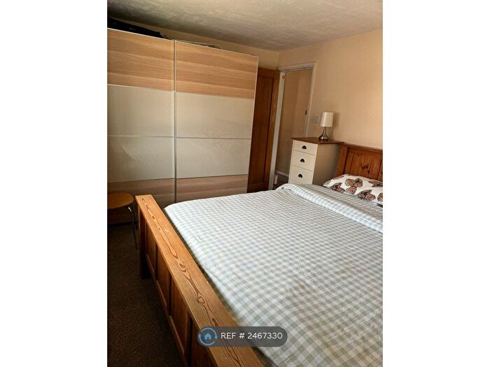 3 Bedroom Semi-Detached House To Rent In Woodland View, Wolverton, Milton Keynes, MK12