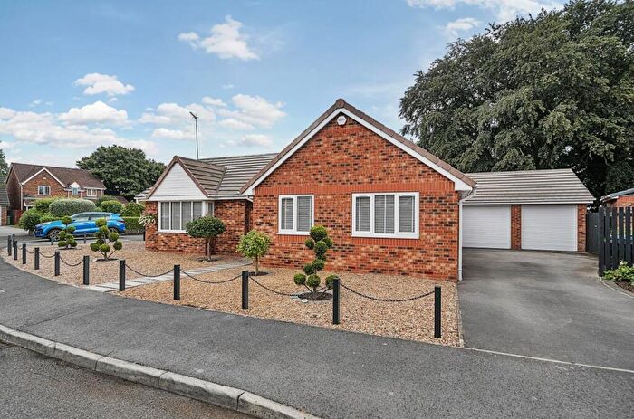 3 Bedroom Detached Bungalow For Sale In Hall Gardens, Rawcliffe, DN14