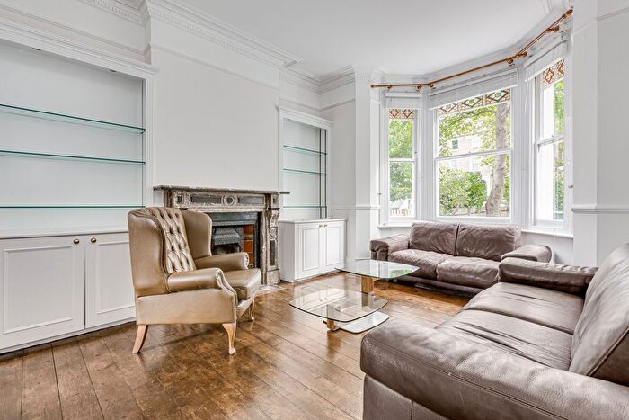 5 Bedroom Terraced House To Rent In Larkhall Rise, Clapham, SW4