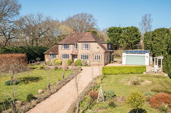 3 Bedroom Detached House For Sale In Tudor Close, Pulborough, RH20
