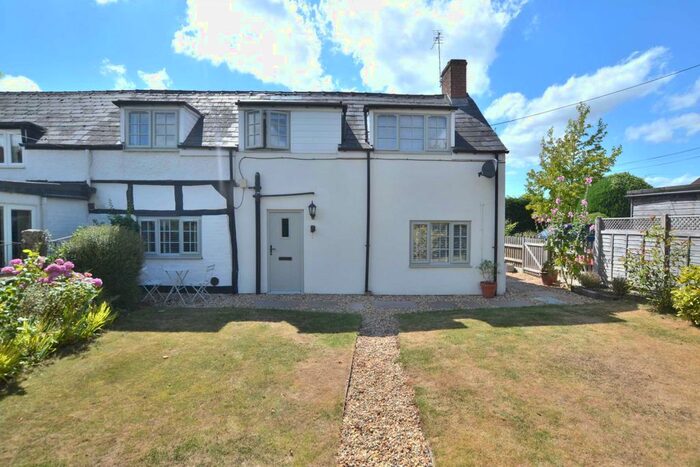 3 Bedroom Cottage For Sale In Cotheridge Lane, Eckington, Worcestershire, WR10