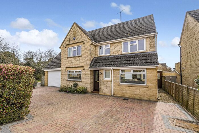 4 Bedroom Detached House For Sale In Sudeley Drive, South Cerney, GL7