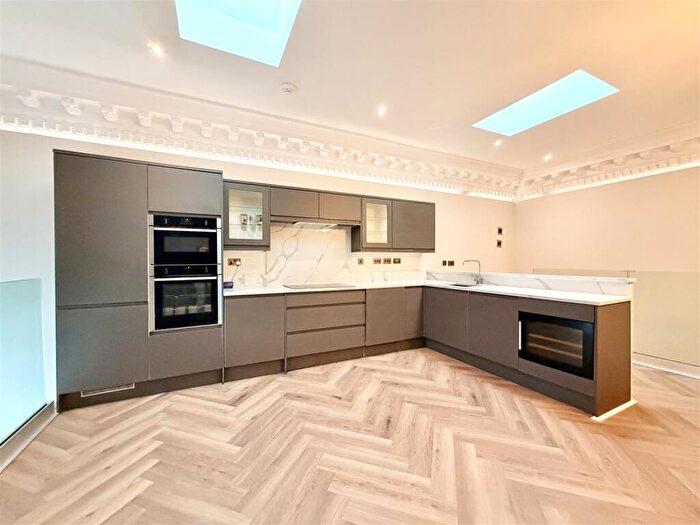 1 Bedroom Apartment To Rent In St. Peters Gate, City Centre, Nottingham, NG1