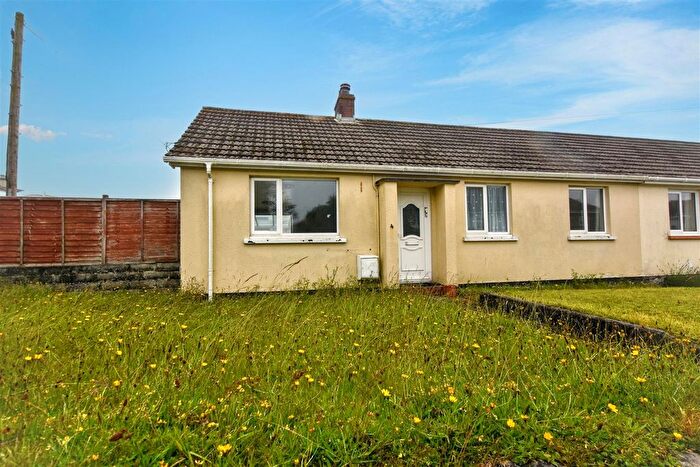 3 Bedroom Semi Detached Bungalow For Sale In Trethern Close, Troon, Camborne, TR14