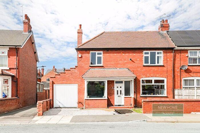 3 Bedroom Semi-Detached House For Sale In Buckingham Road, Town Fields, Doncaster, DN2