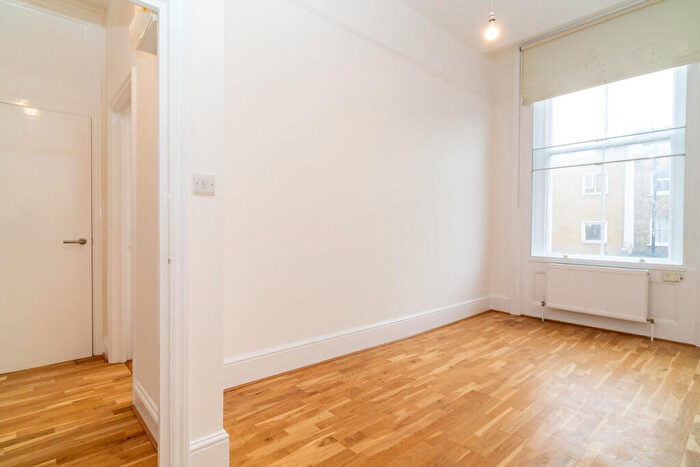 1 Bedroom Apartment To Rent In Kentish Town Road, London, NW5