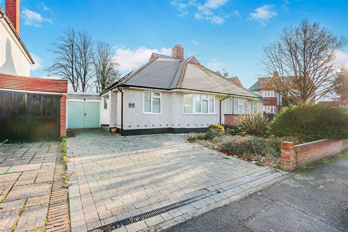 2 Bedroom Semi Detached Bungalow For Sale In The Holt, Wallington, SM6