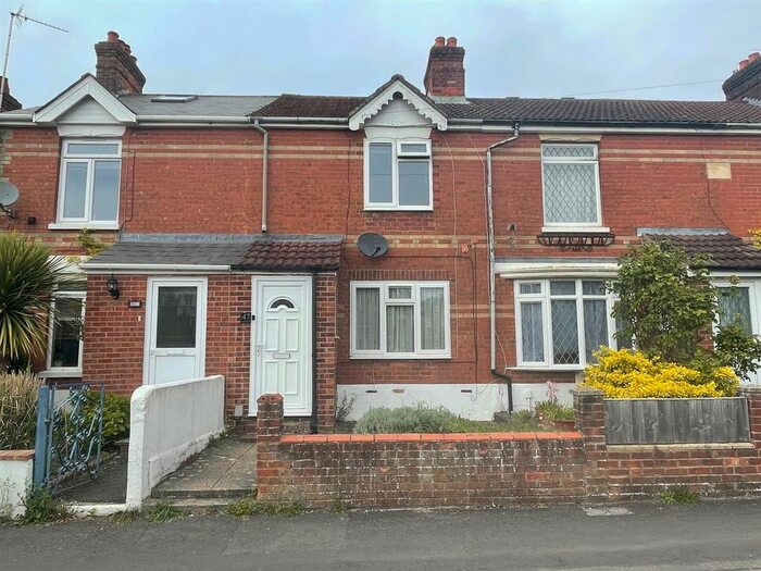 3 Bedroom Terraced House To Rent In Eastfield Road, Andover, SP10