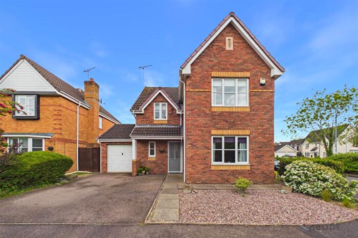 4 Bedroom Detached House For Sale In Green Valley Drive, Outwoods, DE13