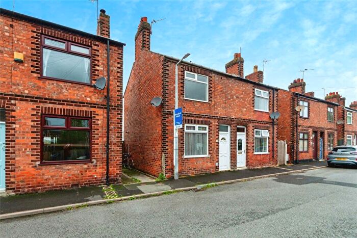 3 Bedroom Semi-Detached House For Sale In St. Davids Terrace, Saltney Ferry, Caer, St. Davids Terrace, CH4