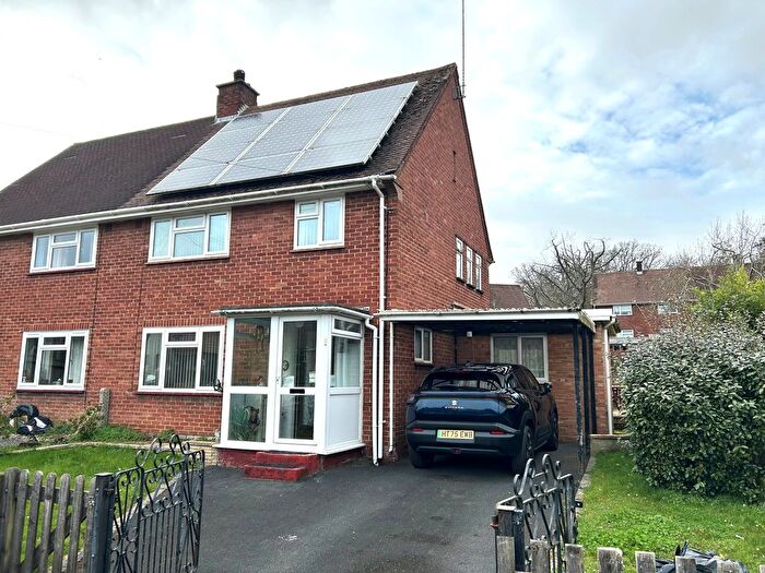 1 Bedroom Semi Detached House For Sale In Ladycross Road, Hythe, SO45