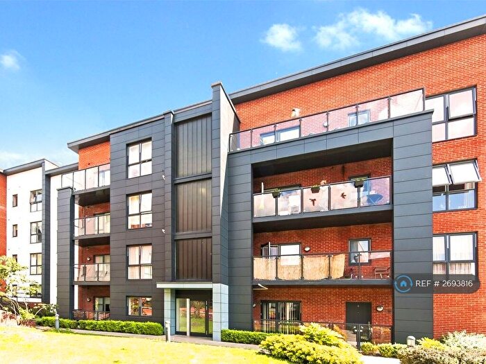 1 Bedroom Flat To Rent In Catkin House, Romford, RM3