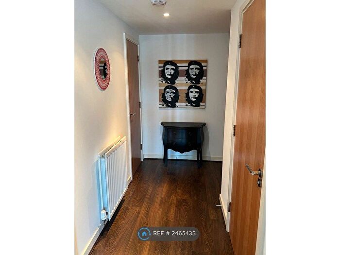 1 Bedroom Flat To Rent In Royal Carriage Mews, London, SE18