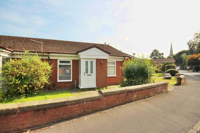 2 Bedroom Bungalow To Rent In Brotherton Drive, Salford, M3