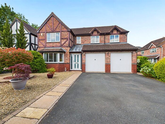 5 Bedroom Detached House For Sale In Hobhouse Gardens, Worcester, Worcestershire, WR4