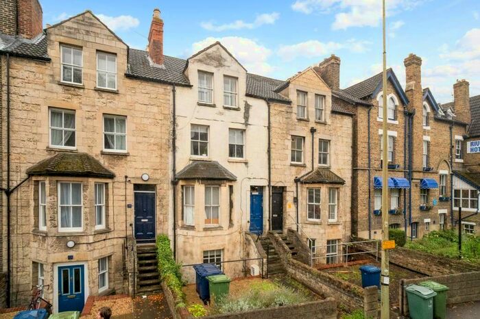 1 Bedroom Apartment To Rent In , OX2