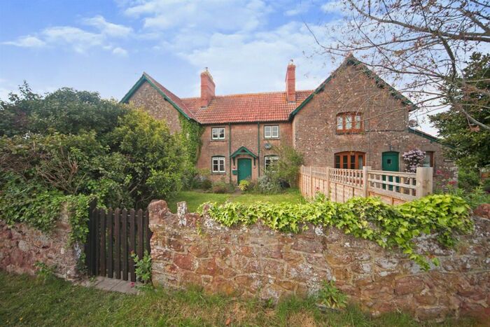 3 Bedroom Property For Sale In Grove Lane, Blue Anchor, Minehead, TA24