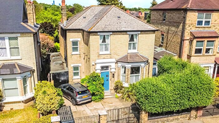 4 Bedroom Property For Sale In Windmill Road, Brentford, TW8