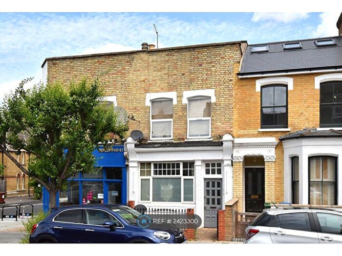 1 Bedroom Flat To Rent In North Cross Road, London, SE22