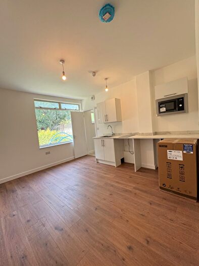 1 Bedroom Studio To Rent In Beulah Road, Croydon, CR7