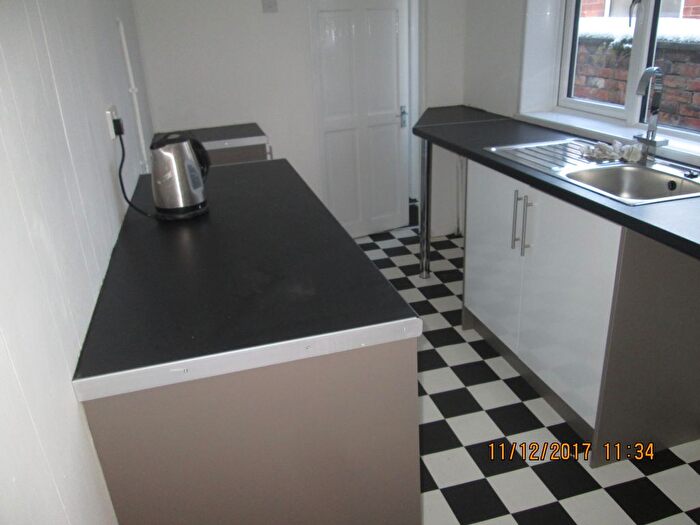 2 Bedroom Terraced House To Rent In Fielding Street, Stoke On Trent, ST4