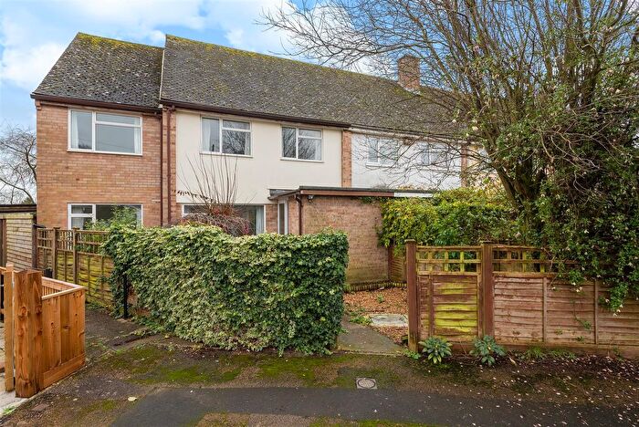 4 Bedroom Semi-Detached House To Rent In Lymbrook Close, South Leigh, Witney, OX29