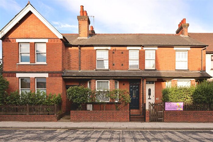 3 Bedroom Terraced House For Sale In Watling Street, Radlett, WD7