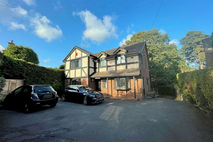 5 Bedroom Detached House To Rent In Bournemouth, BH3