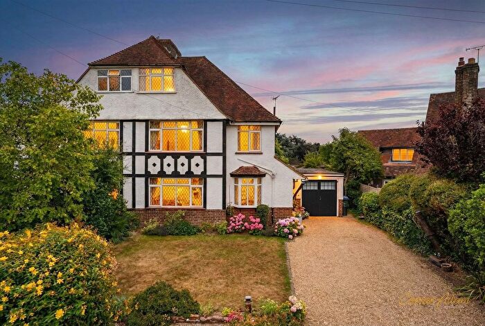 5 Bedroom Semi-Detached House For Sale In Seaview Avenue, East Preston, BN16