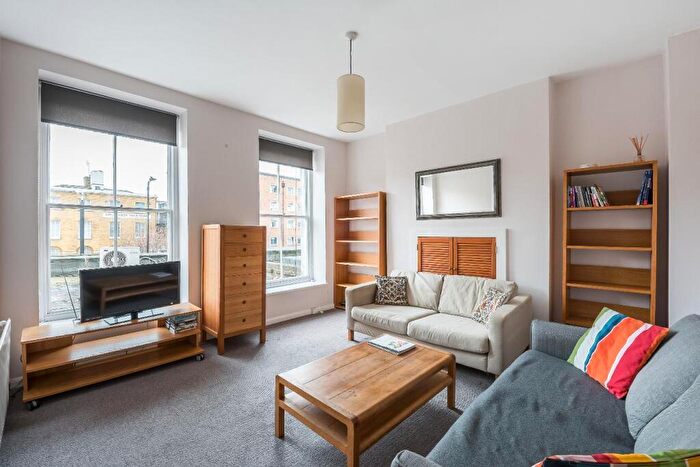 1 Bedroom Flat To Rent In Camberwell Road, SE5