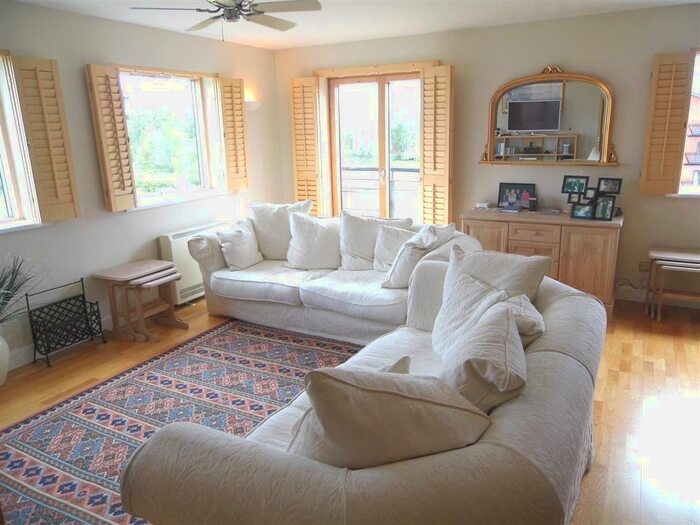 2 Bedroom Apartment To Rent In Henke Court, Atlantic Wharf, Cardiff, CF10