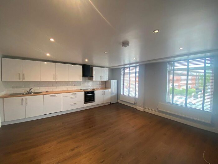 2 Bedroom Flat To Rent In Sefton Road, Litherland, Liverpool, L21