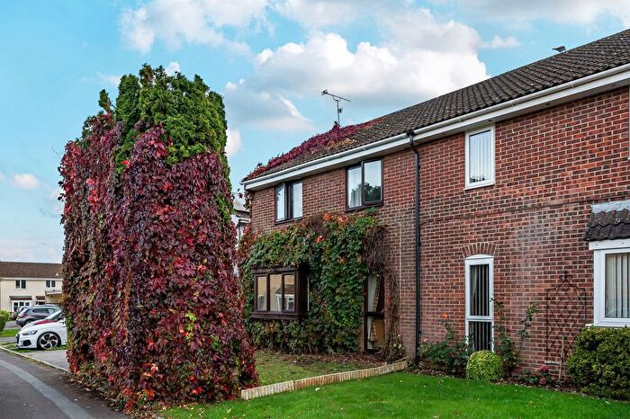 4 Bedroom Semi Detached House For Sale In Partridge Close, Corsham, SN13