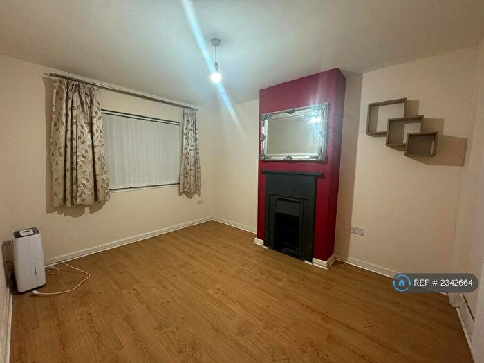 3 Bedroom Terraced House To Rent In Raymond Road, Ilford, IG2