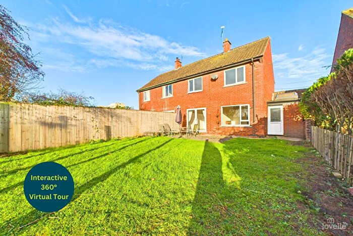 3 Bedroom Terraced House For Sale In Red Lane, South Ferriby, North Lincolnshire, DN18