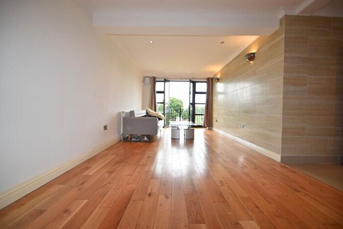 2 Bedroom Apartment To Rent In Copperfield Road, London, E3