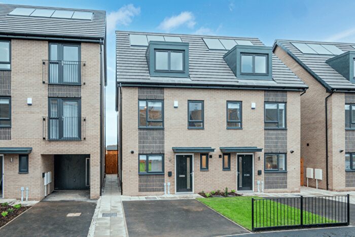 3 Bedroom House To Rent In Galloway Drive, Manchester, M12