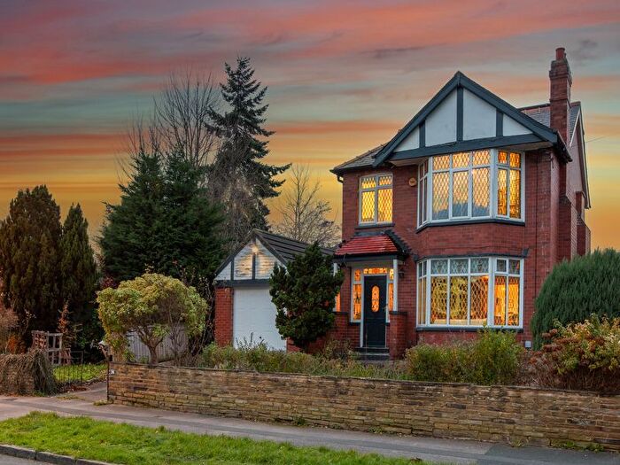 4 Bedroom Detached House For Sale In Montagu Place, Leeds, LS8