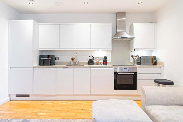 1 Bedroom Flat To Rent In Lansdowne Road, Croydon, CR0