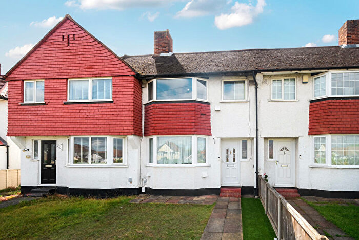 3 Bedroom Terraced House For Sale In East Rochester Way, Sidcup, DA15