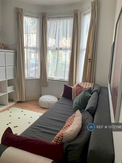 1 Bedroom Flat To Rent In Halley Road, London, E12