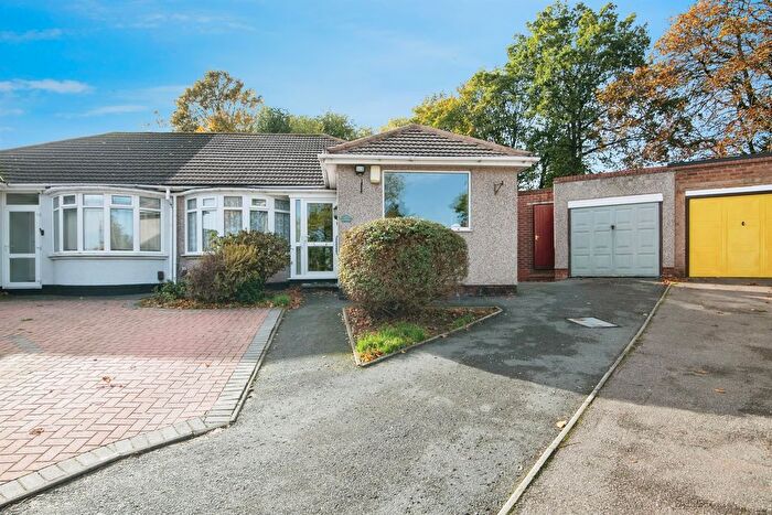 2 Bedroom Semi Detached Bungalow For Sale In Inglenook Drive, Birmingham, B20