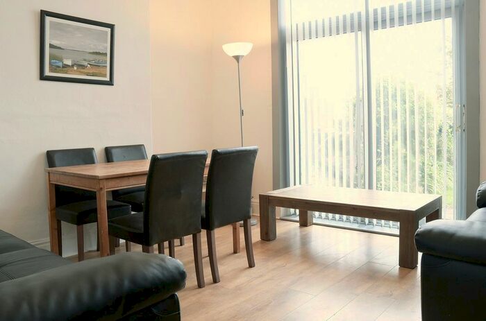 1 Bedroom Flat To Rent In Marlborough Road, Hillingdon UB10