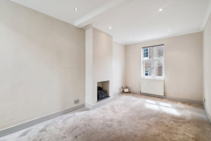 2 Bedroom Flat To Rent In Durweston Street, Marylebone, W1H